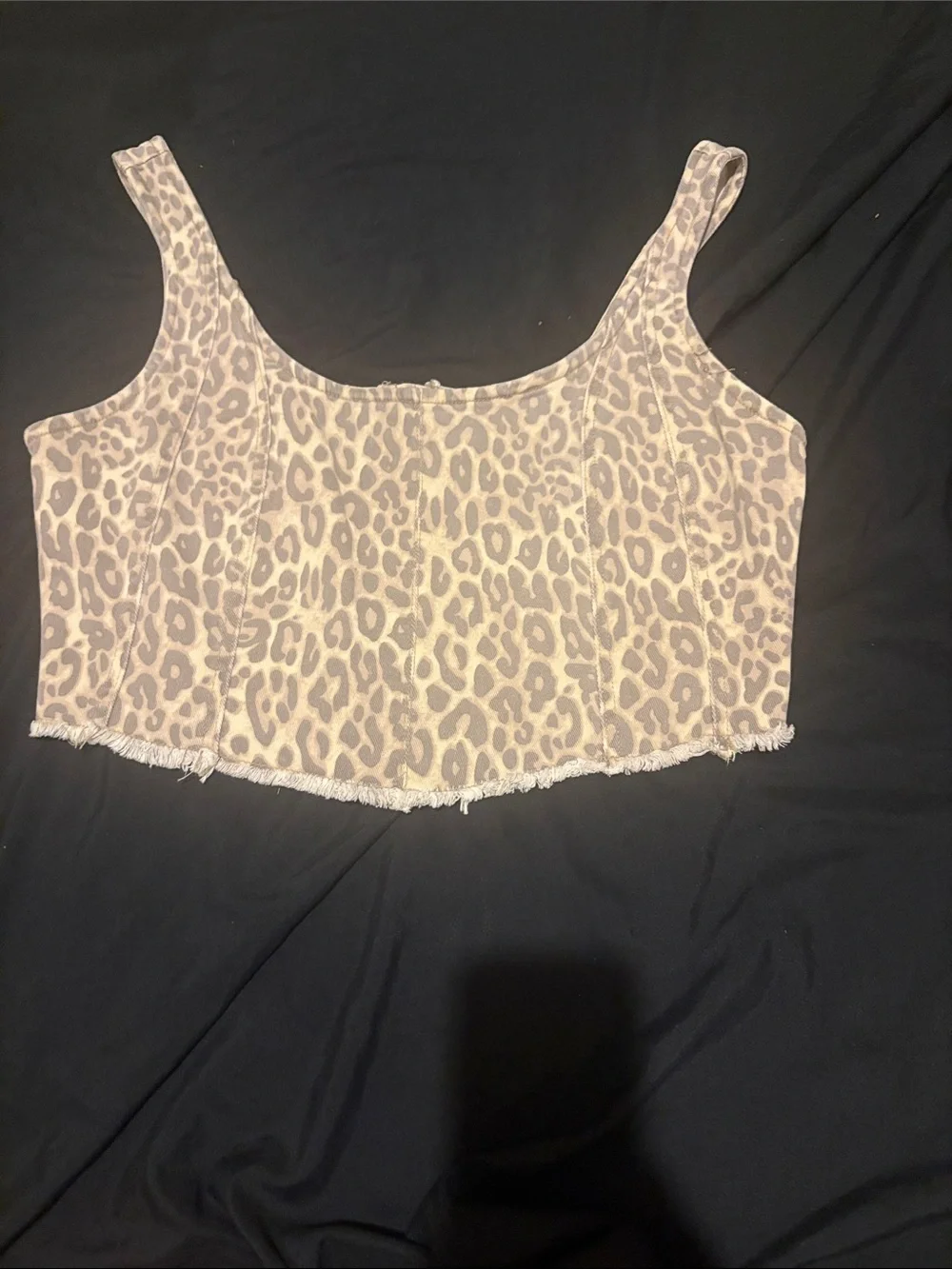 Indigo Rein Leopard Print Cropped Tank Top - Beige/Gray - Picture 1 of 1